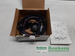 New Towbar wiring kit Renault Scénic II (JM) 1.4 16V Price € 60,44 Inclusive VAT offered by Renkens Auto-Onderdelen B.V.