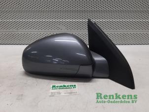 Used Wing mirror, right Opel Vectra C GTS 2.2 DIG 16V Price € 35,00 Margin scheme offered by Renkens Auto-Onderdelen B.V.