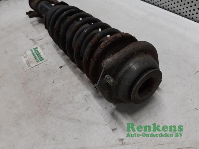 Front shock absorber rod, left from a Opel Agila (A) 1.0 12V 2001