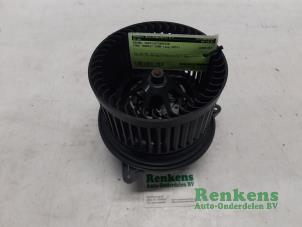 Usados Motor de ventilador de calefactor Ford Transit Connect 1.8 TDCi 90 DPF Precio € 40,00 Norma de margen ofrecido por Renkens Auto-Onderdelen B.V.