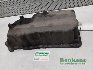 Ölwanne van een Volkswagen Caddy III (2KA,2KH,2CA,2CH) 2.0 SDI 2004