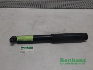 Used Rear shock absorber, left Peugeot 308 (L3/L8/LB/LH/LP) 1.2 12V e-THP PureTech 130 Price € 20,00 Margin scheme offered by Renkens Auto-Onderdelen B.V.
