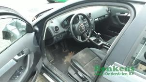 Usados Juego y módulo de airbag Audi A3 Sportback (8PA) 1.6 FSI 16V Precio de solicitud ofrecido por Renkens Auto-Onderdelen B.V.