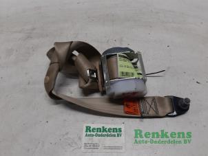 Used Rear seatbelt, right Alfa Romeo 147 (937) 2.0 Twin Spark 16V Price € 30,00 Margin scheme offered by Renkens Auto-Onderdelen B.V.