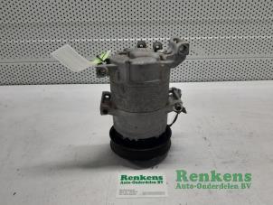 Used Air conditioning pump Hyundai iX20 (JC) 1.4i 16V Price € 90,00 Margin scheme offered by Renkens Auto-Onderdelen B.V.