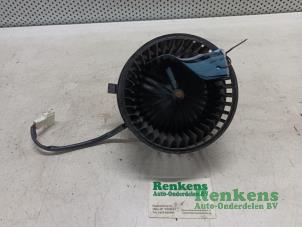 Used Heating and ventilation fan motor Volkswagen Transporter/Caravelle T4 2.5 TDI Price € 30,00 Margin scheme offered by Renkens Auto-Onderdelen B.V.