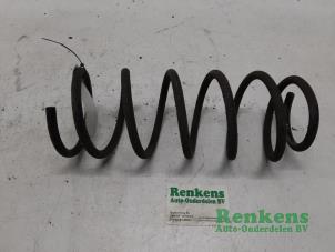 Used Rear coil spring Hyundai i20 1.2i 16V Price € 15,00 Margin scheme offered by Renkens Auto-Onderdelen B.V.