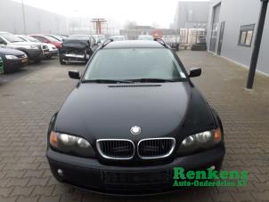 Used Bonnet BMW 3 serie Touring (E46/3) 318d 16V Price on request offered by Renkens Auto-Onderdelen B.V.
