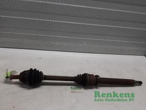 Used Front drive shaft, right Ford Focus C-Max 1.6 16V Price € 35,00 Margin scheme offered by Renkens Auto-Onderdelen B.V.