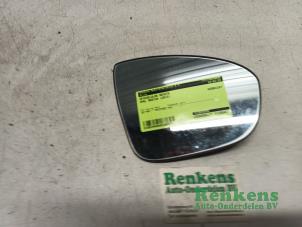 Used Mirror glass, right Opel Meriva 1.3 CDTI 16V Price € 15,00 Margin scheme offered by Renkens Auto-Onderdelen B.V.