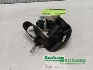 Used Rear seatbelt, centre Opel Meriva 1.3 CDTI 16V Price € 25,00 Margin scheme offered by Renkens Auto-Onderdelen B.V.