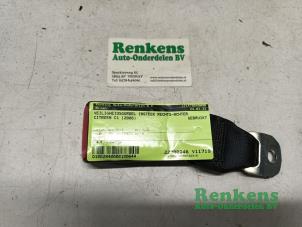 Usagé Insertion ceinture de sécurité arrière droite Citroen C1 1.0 12V Prix € 15,00 Règlement à la marge proposé par Renkens Auto-Onderdelen B.V.