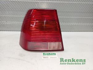 Used Taillight, left Volkswagen Bora (1J2) 1.9 SDI Price € 20,00 Margin scheme offered by Renkens Auto-Onderdelen B.V.