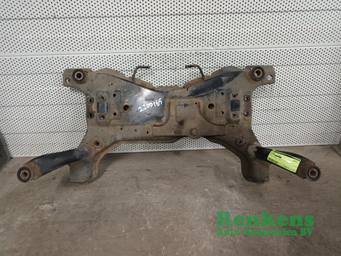 Usados Subchasis Volvo C30 (EK/MK) 1.6 16V Precio € 75,00 Norma de margen ofrecido por Renkens Auto-Onderdelen B.V.