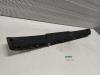 Spoiler tailgate from a Renault Clio III (BR/CR) 1.5 dCi FAP 2012