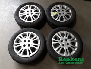 Used Set of wheels + tyres Hyundai i20 1.2i 16V Price on request offered by Renkens Auto-Onderdelen B.V.