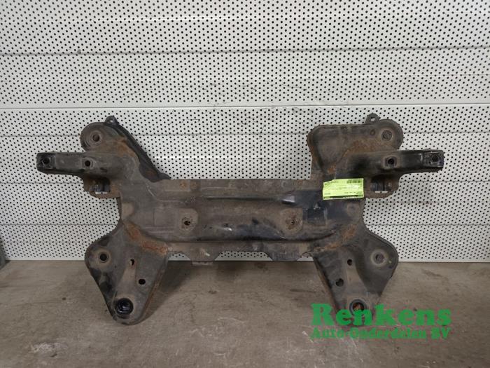 Used Subframe Peugeot 208 I (CA/CC/CK/CL) 1.4 HDi Price € 50,00 Margin scheme offered by Renkens Auto-Onderdelen B.V.