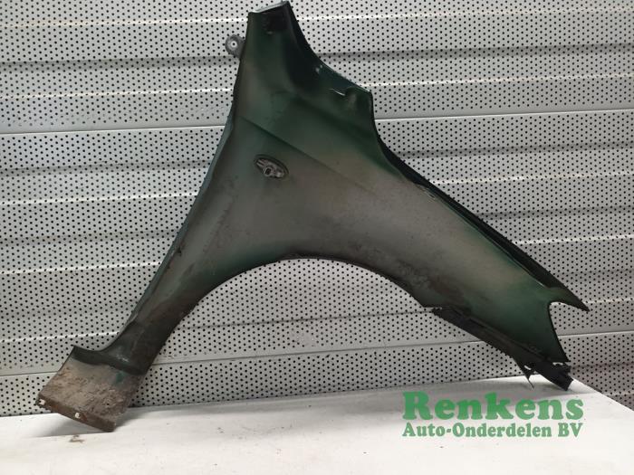Front wing, left from a Mazda 2 (NB/NC/ND/NE) 1.4 16V 2006