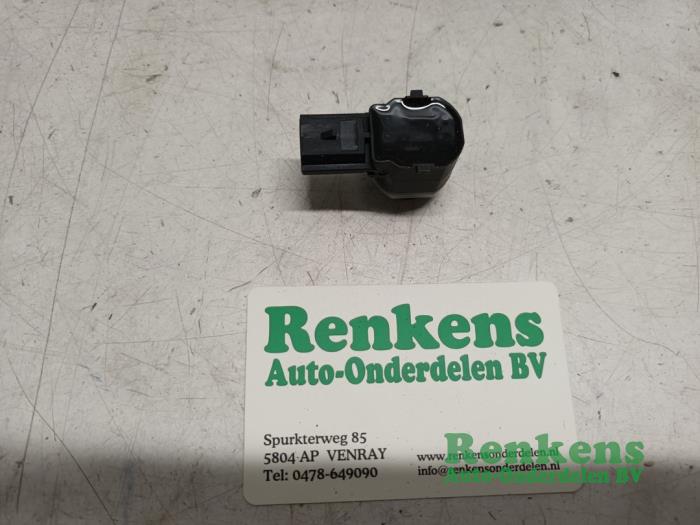 Nuevos Sensor PDC Ford Diversos Precio € 27,83 IVA incluido ofrecido por Renkens Auto-Onderdelen B.V.