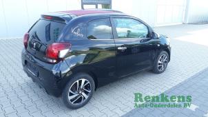 Used Sill, right Peugeot 108 1.2 VTi 12V Price on request offered by Renkens Auto-Onderdelen B.V.