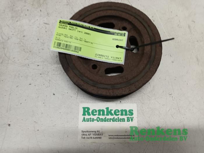 Gebrauchte Kurbelwelle Riemenscheibe Suzuki Swift (ZA/ZC/ZD1/2/3/9) 1.3 VVT 16V Preis € 30,00 Margenregelung angeboten von Renkens Auto-Onderdelen B.V.