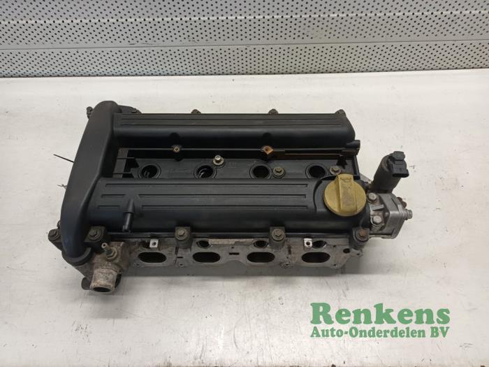 Cylinder head from a Opel Vectra C GTS 2.2 16V 2003