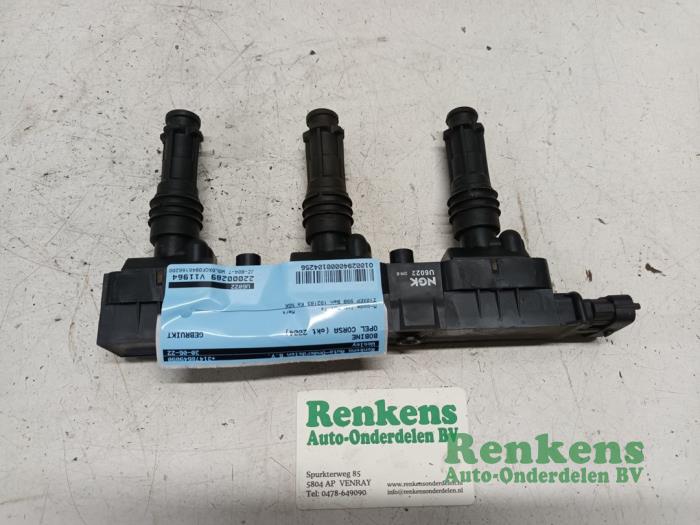 Ignition coil from a Opel Corsa C (F08/68) 1.0 12V Twin Port 2004