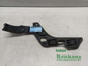 Used Rear bumper bracket, left Volkswagen Eos (1F7/F8) 2.0 TDI DPF Price € 15,00 Margin scheme offered by Renkens Auto-Onderdelen B.V.