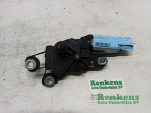 Used Rear wiper motor Seat Leon (1P1) 2.0 FSI 16V Price € 15,00 Margin scheme offered by Renkens Auto-Onderdelen B.V.