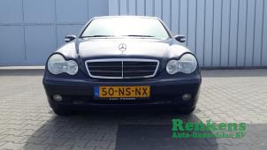 Used Headlight, right Mercedes C (W203) 1.8 C-180K 16V Price on request offered by Renkens Auto-Onderdelen B.V.