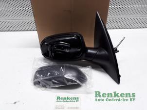New Wing mirror, right Opel Corsa C (F08/68) 1.2 16V Price € 26,62 Inclusive VAT offered by Renkens Auto-Onderdelen B.V.