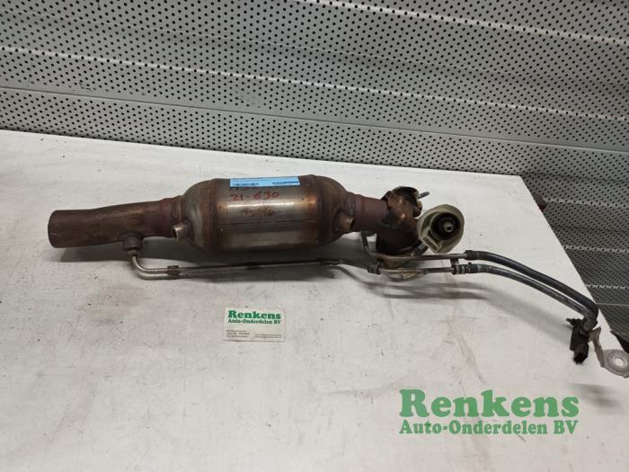 Used Front pipe + catalyst Opel Astra K Sports Tourer 1.0 Turbo 12V Price € 100,00 Margin scheme offered by Renkens Auto-Onderdelen B.V.