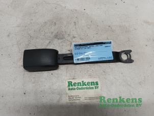 Used Front seatbelt buckle, left Citroen C1 1.0 12V Price € 15,00 Margin scheme offered by Renkens Auto-Onderdelen B.V.