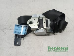 Used Front seatbelt, left Opel Adam 1.4 16V Bi-Fuel Ecoflex Price € 40,00 Margin scheme offered by Renkens Auto-Onderdelen B.V.