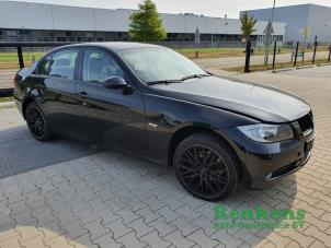 Used Front door 4-door, right BMW 3 serie (E90) 318d 16V Price on request offered by Renkens Auto-Onderdelen B.V.