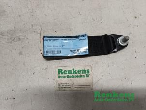 Używane Wtyk pasa bezpieczenstwa prawy tyl Ford Ka II 1.2 Cena € 15,00 Procedura marży oferowane przez Renkens Auto-Onderdelen B.V.
