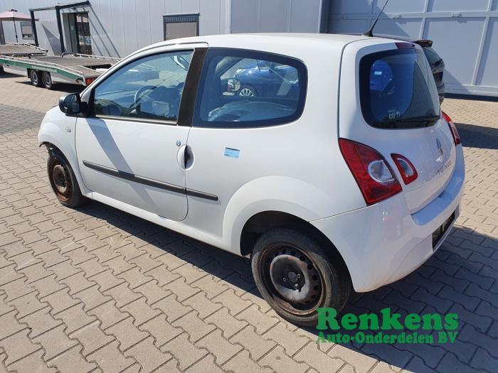 Gebrauchte Hinterachse Vorderradantrieb Renault Twingo II (CN) 1.2 16V Preis € 100,00 Margenregelung angeboten von Renkens Auto-Onderdelen B.V.