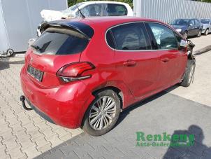 Used Sill, right Peugeot 208 I (CA/CC/CK/CL) 1.6 Blue HDi 100 Price on request offered by Renkens Auto-Onderdelen B.V.