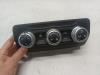 Audi A1 Sportback (8XA/8XF) 1.4 TFSI Cylinder on demand 16V Panneau de commandes chauffage