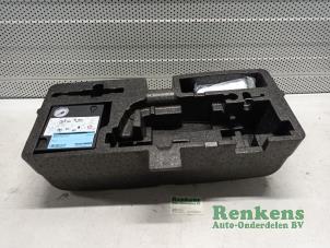 Used Tyre repair kit Skoda Citigo 1.0 12V Price € 40,00 Margin scheme offered by Renkens Auto-Onderdelen B.V.