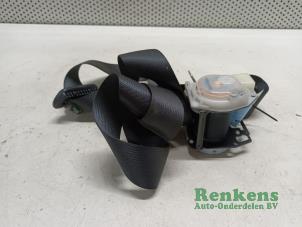 Used Rear seatbelt, right Suzuki Swift (ZA/ZC/ZD1/2/3/9) 1.3 VVT 16V Price € 35,00 Margin scheme offered by Renkens Auto-Onderdelen B.V.