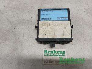 Używane Sterownik Body Control Renault Twingo II (CN) 1.2 16V Cena € 40,00 Procedura marży oferowane przez Renkens Auto-Onderdelen B.V.