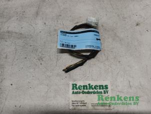 Used Plug Citroen C1 1.0 12V Price € 10,00 Margin scheme offered by Renkens Auto-Onderdelen B.V.