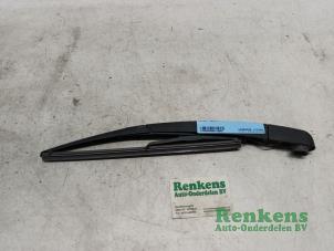Used Rear wiper arm Ford B-Max (JK8) 1.0 EcoBoost 12V 125 Price € 15,00 Margin scheme offered by Renkens Auto-Onderdelen B.V.