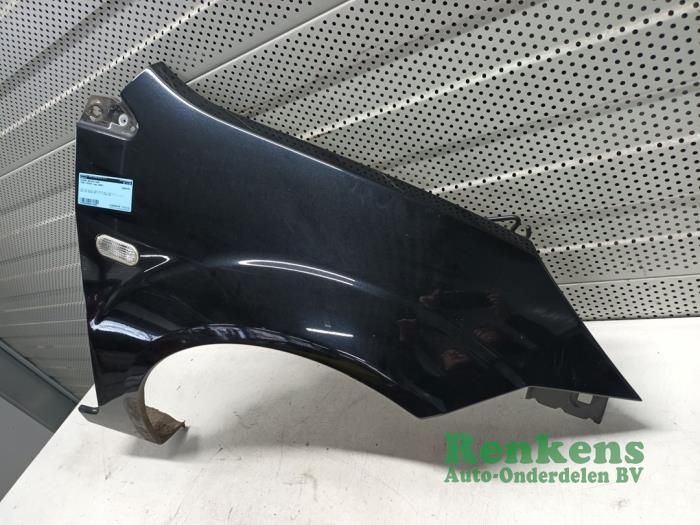 Kotflügel rechts vorne Ford Fiesta 5 1.3 D2