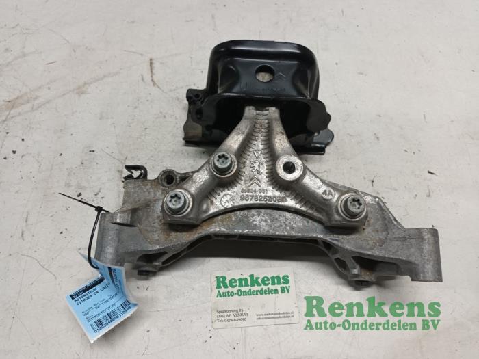 Used Engine mount Citroen C4 Cactus (0B/0P) 1.2 PureTech 110 12V Price € 35,00 Margin scheme offered by Renkens Auto-Onderdelen B.V.