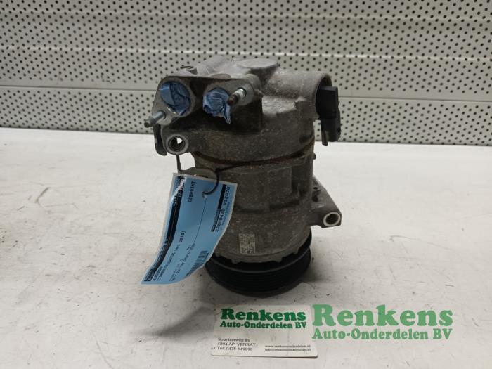 Citroen C4 Cactus Air conditioning pumps stock