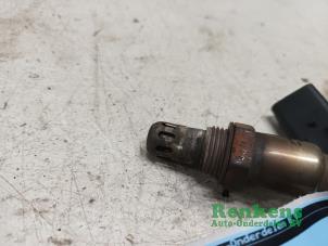 Sonde lambda d'un Peugeot 208 I (CA/CC/CK/CL) 1.0 Vti 12V PureTech 2013