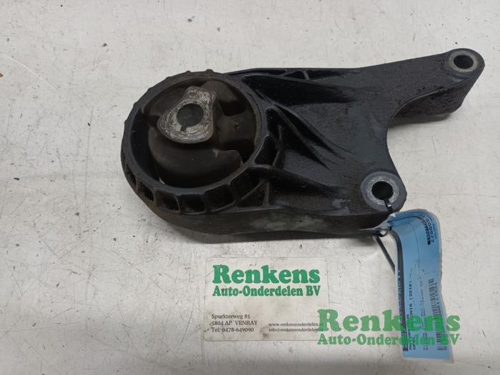 Used Engine mount Opel Insignia 1.6 16V Ecotec Price € 25,00 Margin scheme offered by Renkens Auto-Onderdelen B.V.