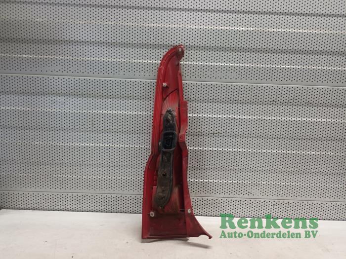 Taillight, right from a Fiat Panda (169) 1.2 Fire 2005